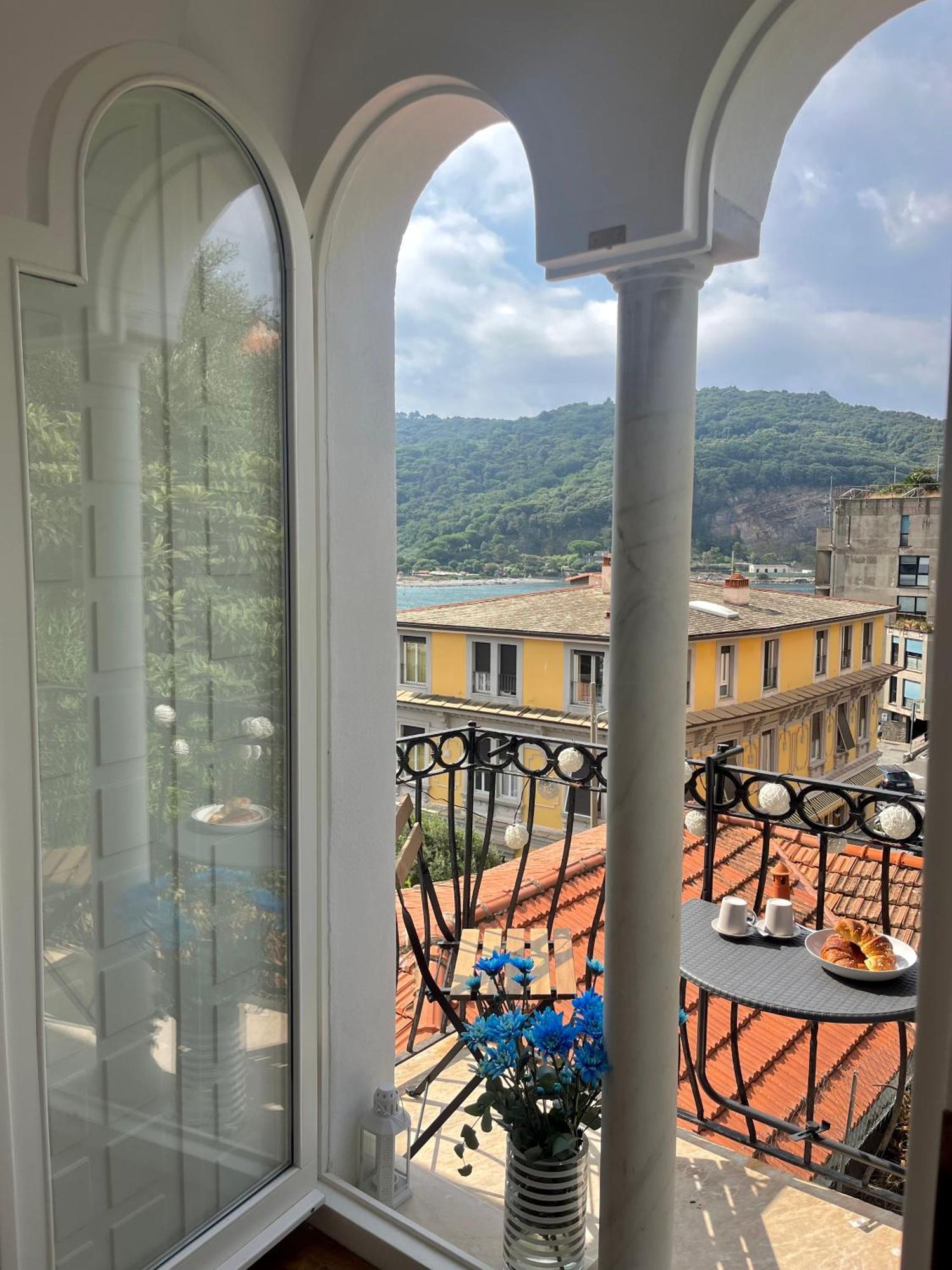 Hotel Le Finestre Veneris Porto Venere Exterior foto
