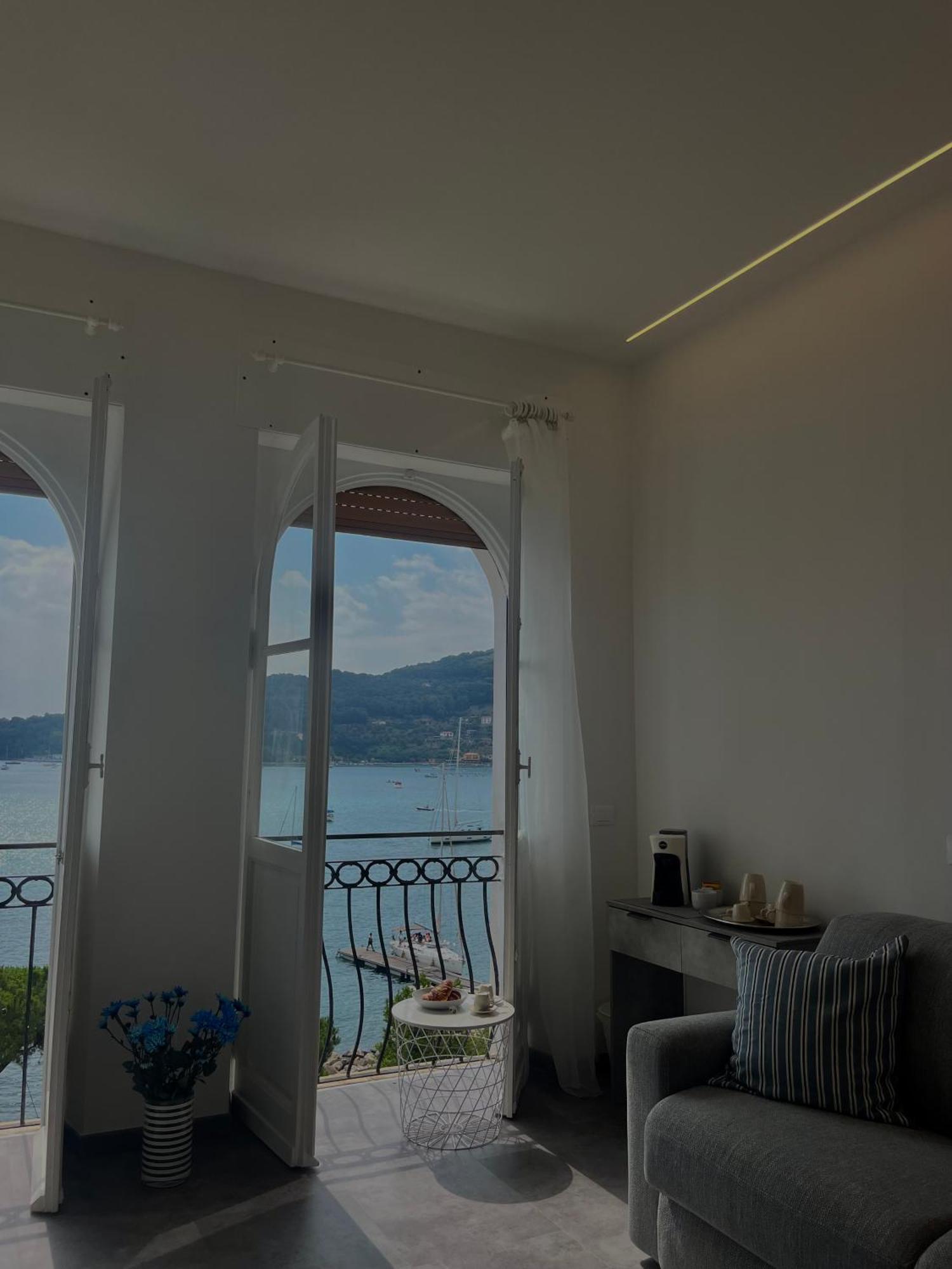 Hotel Le Finestre Veneris Porto Venere Exterior foto