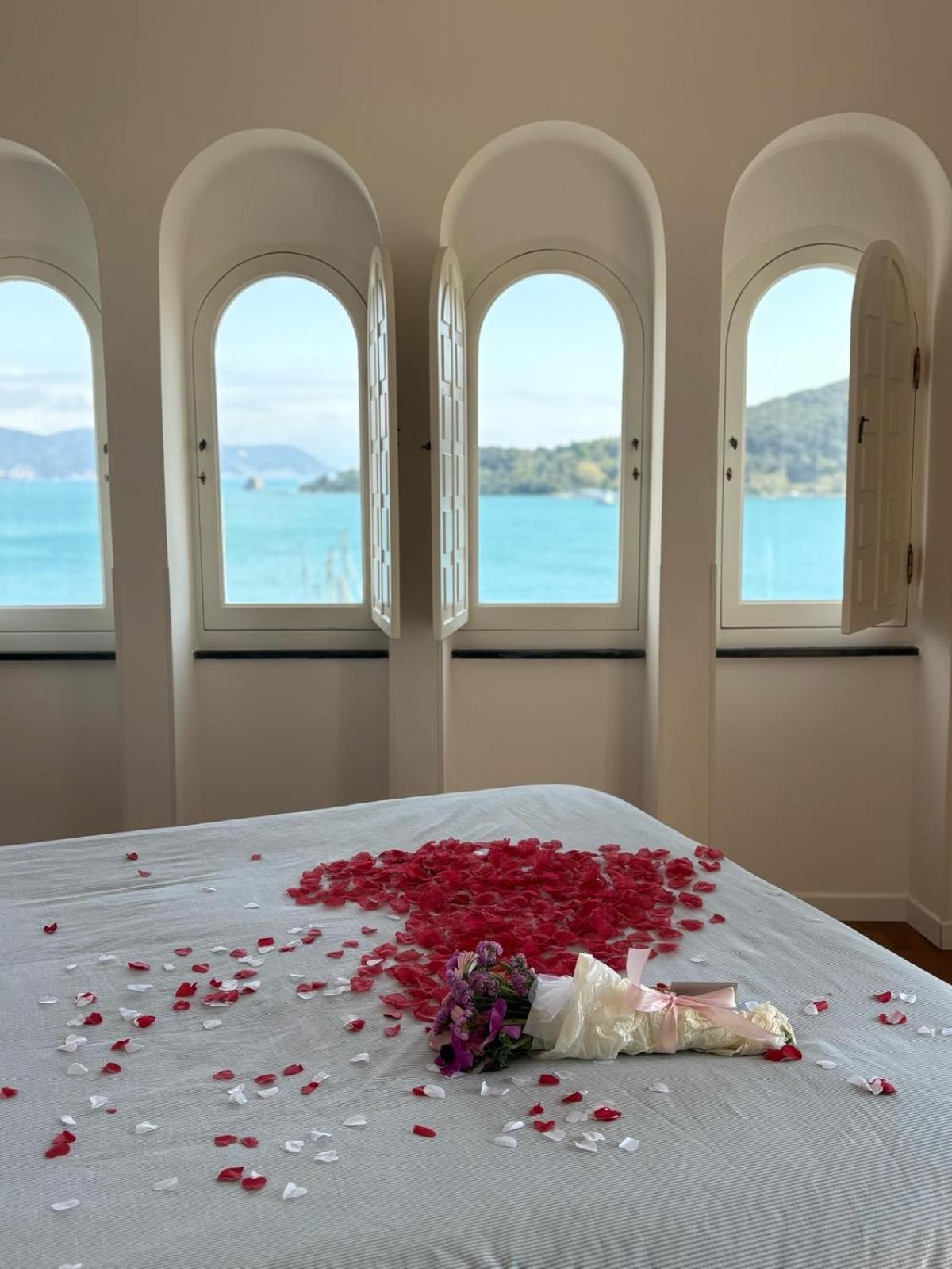 Hotel Le Finestre Veneris Porto Venere Exterior foto